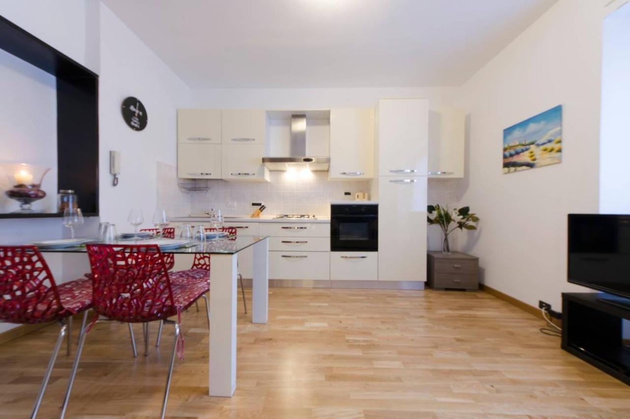 Altido Elegant 1 Bedroom Apt Moments From The Sea Genua Exteriör bild