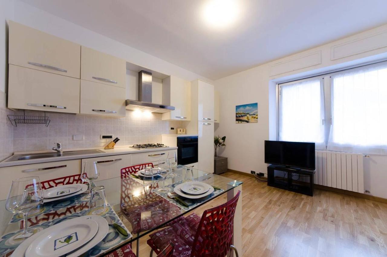 Altido Elegant 1 Bedroom Apt Moments From The Sea Genua Exteriör bild